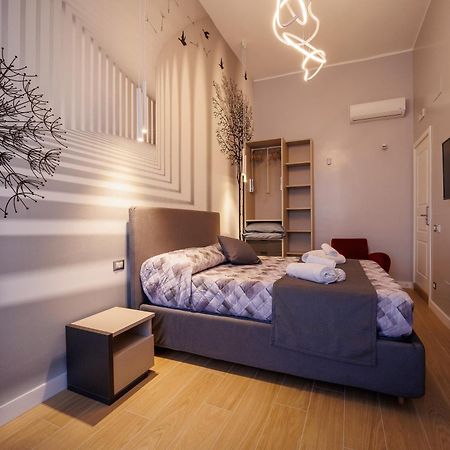 Maria Maruzzella B&B Luxury Suites Napoli Esterno foto