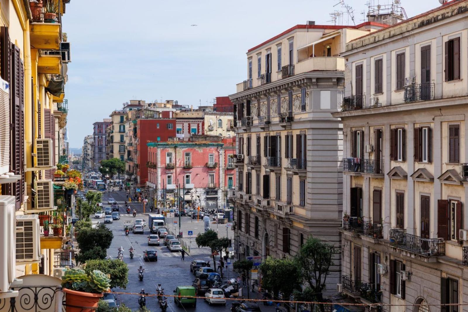 Maria Maruzzella B&B Luxury Suites Napoli Esterno foto