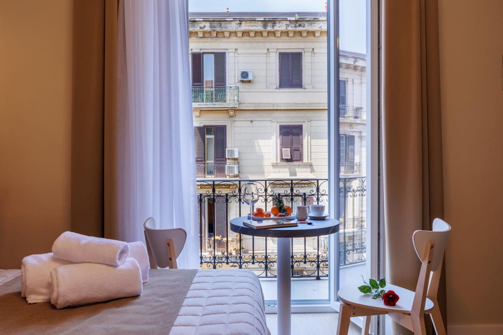 Maria Maruzzella B&B Luxury Suites Napoli Esterno foto