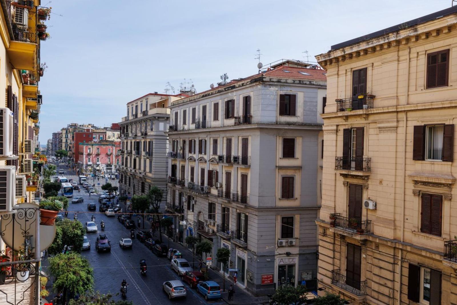 Maria Maruzzella B&B Luxury Suites Napoli Esterno foto