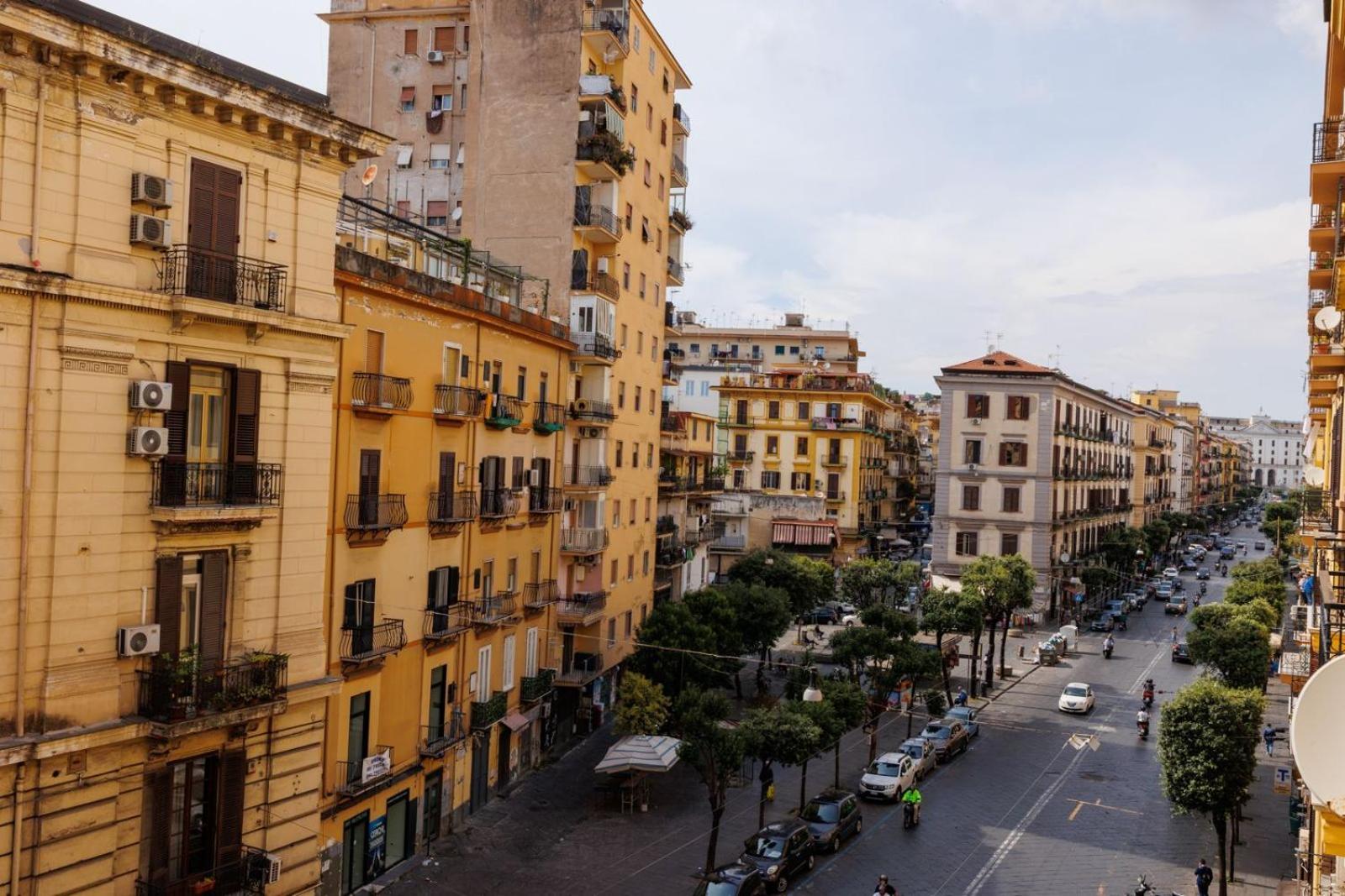 Maria Maruzzella B&B Luxury Suites Napoli Esterno foto